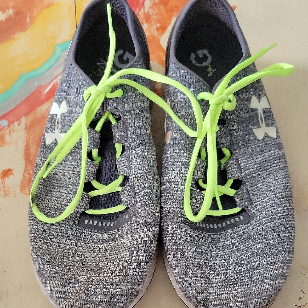 Under Armour Mens' Sneakers in Gray and Neon Green